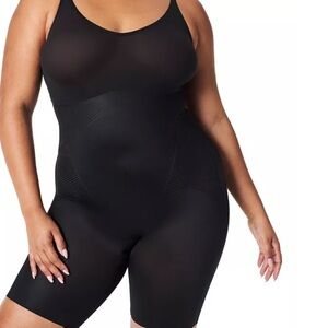 SPANX  Shapewear Thinstincts  2.0 Mid-Thigh Bodysuit Black - Women S